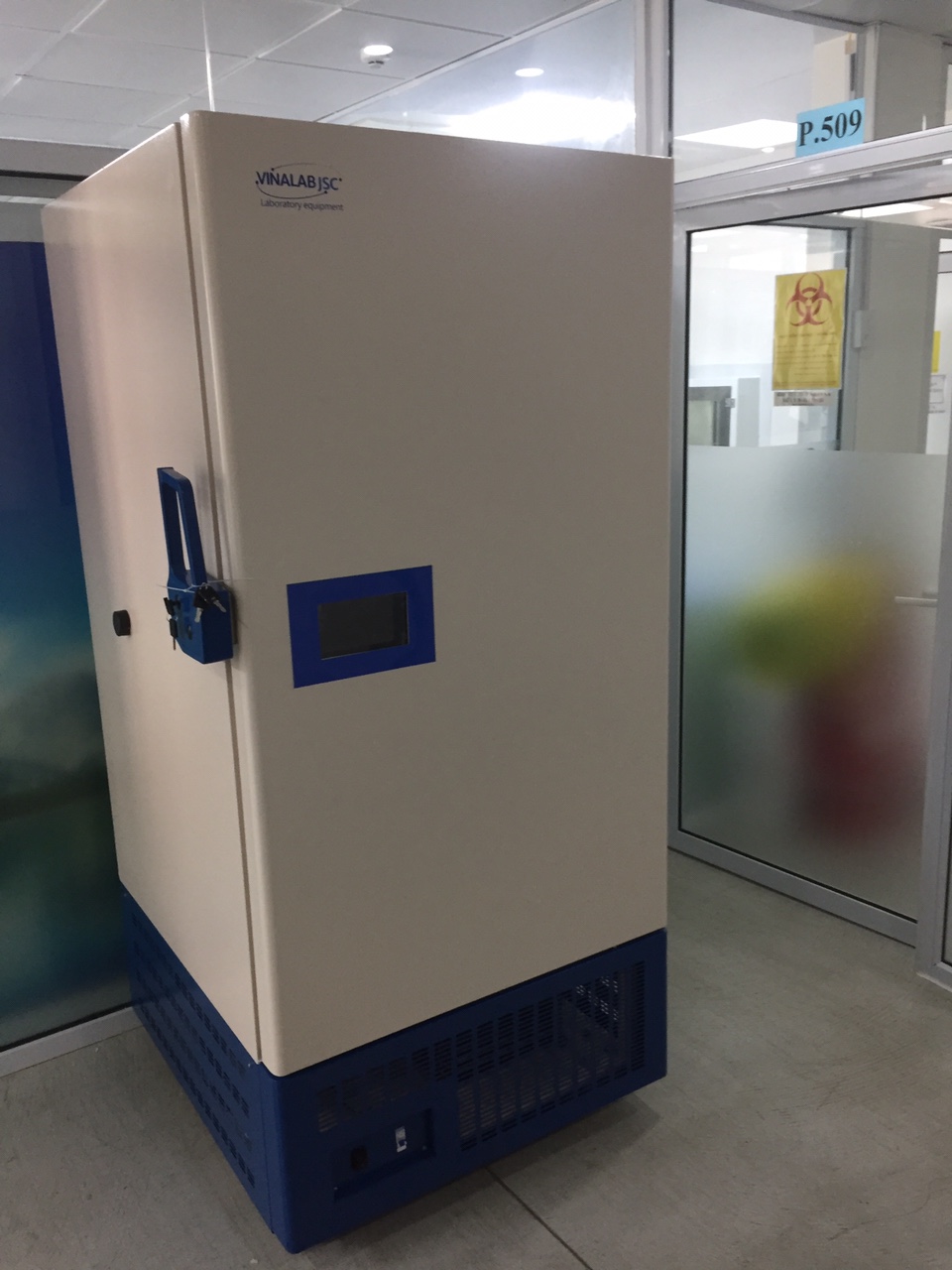 VINALAB BÀN GIAO TỦ LẠNH ÂM SÂU THƯƠNG HIỆU VINALAB EQUIPMENT